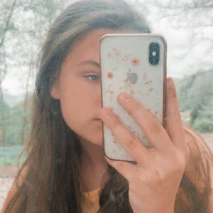 Meet your Posher, Josie